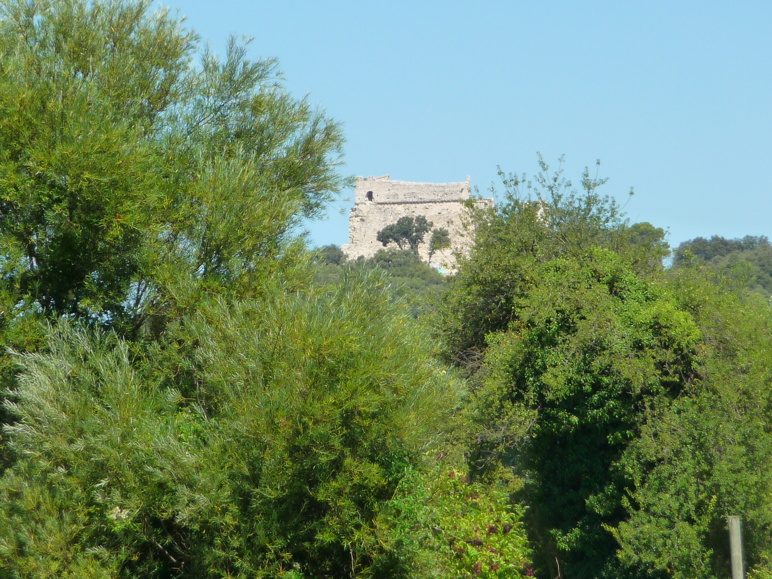 cliquez sur la photo pour visitez les extérieurs